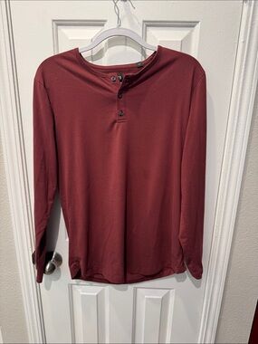 Cuts Clothing Men's Maroon Long-Sleeve Henley